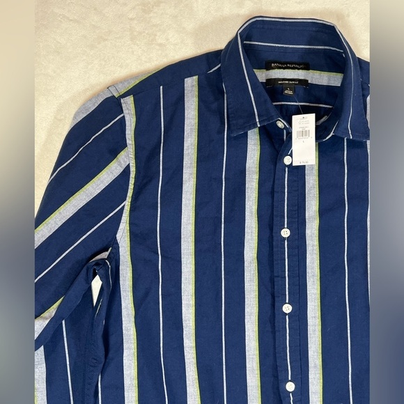 NWT Banana Republic Untucked Slim Fit Large Men's Striped Blue Shirt Summer - Picture 5 of 10